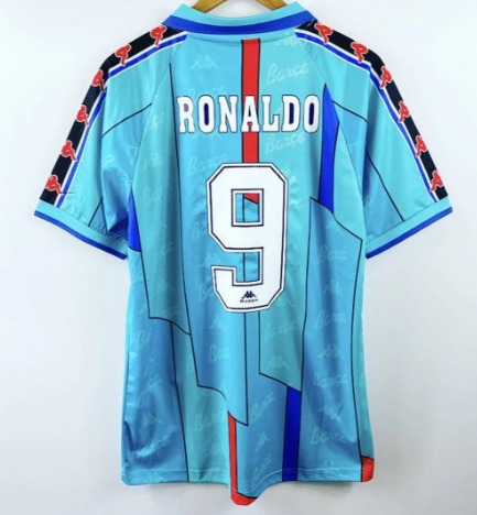 Barcelona Retro Football Shirt Ronaldo (Away)